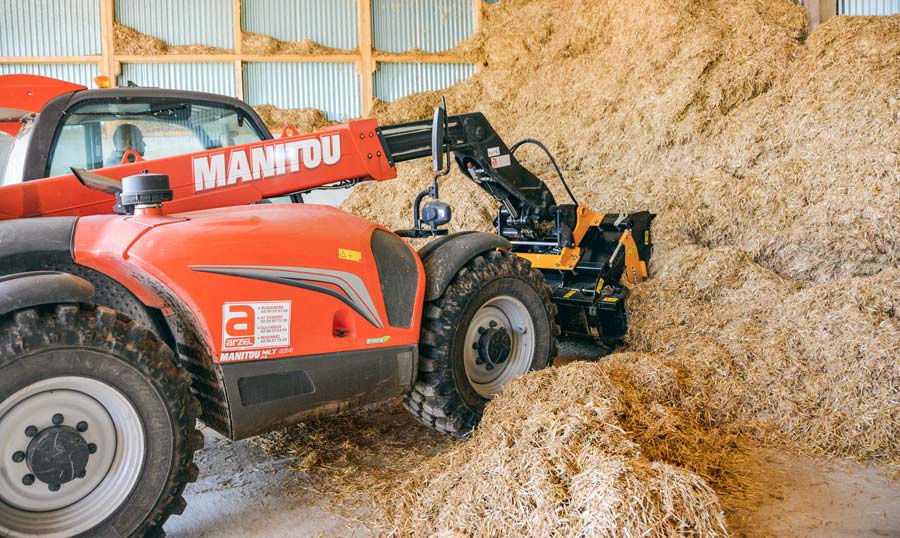 godet-emily-multidis-manitou-1 - Illustration Le godet Emily Multi&rsquo;Dis se faufile dans les bâtiments