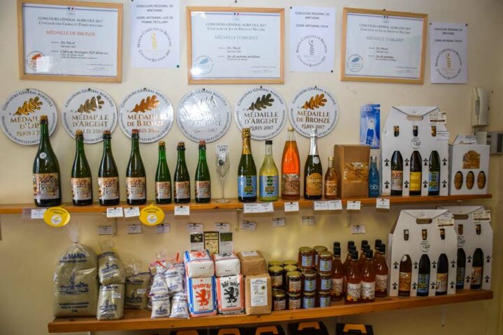 Prix d'excellence et médaille d'or au concours général agricole, médaille d'or aux Terralies... Le savoir-faire de la cidrerie Nicol lui vaut  de nombreuses récompenses.