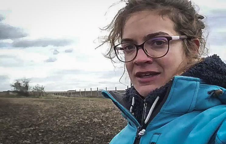 Opaline Lysiak, lors de son tour du monde, a rencontré des agriculteurs adeptes de l'agriculture de conservation. - Illustration Donner l&rsquo;envie aux élèves d&rsquo;aller voir ailleurs
