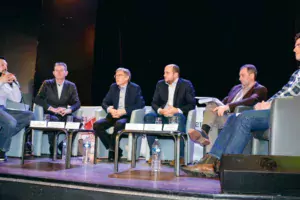 José Jaglin, secrétaire général adjoint des JA ; Raymond Le Brazidec, Conseil régional de Bretagne ; Didier Meyer, Chambre d’agriculture des Pays de La Loire ; Maxime Costilhes, Brasseurs de France ; Olivier Tourand, vice-président réseau Trame ; Thomas Chaullier, responsable installation JA 13.