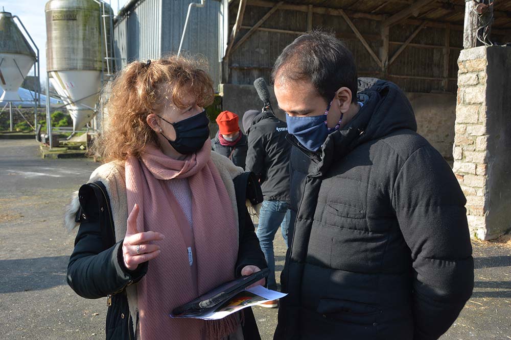 7544.hr - Illustration Avoir la fibre pour le numérique