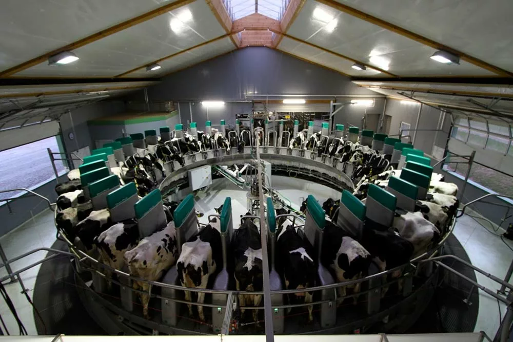 8476 - Illustration La production française rattrape son niveau de 2020