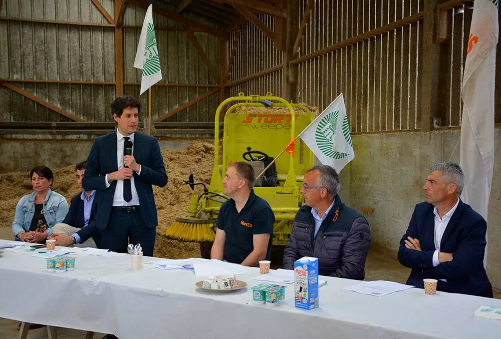 dd8964.hr - Illustration La FRSEA fait passer ses messages au ministre