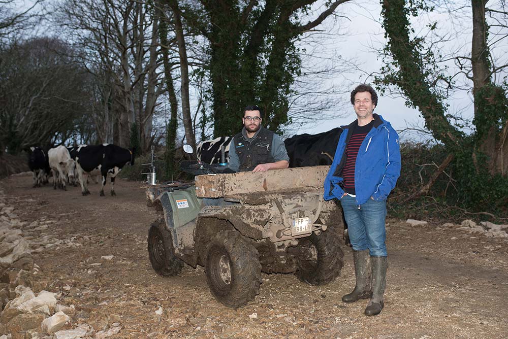 10688.hr - Illustration Trois ans pour trouver une ferme