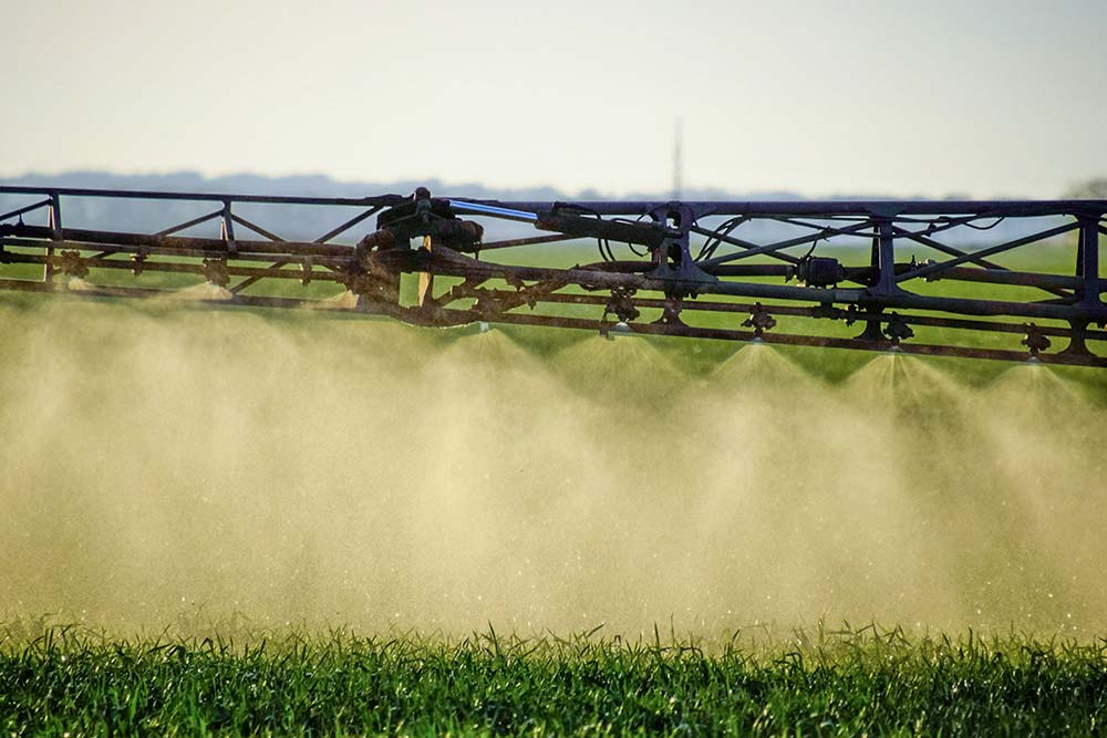 12105.hr - Illustration Glyphosate : quelles règles d’usage en 2022 ?