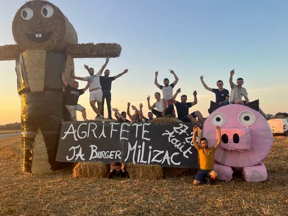  - Illustration Agrifête 2022 : La structure de paille récompensée