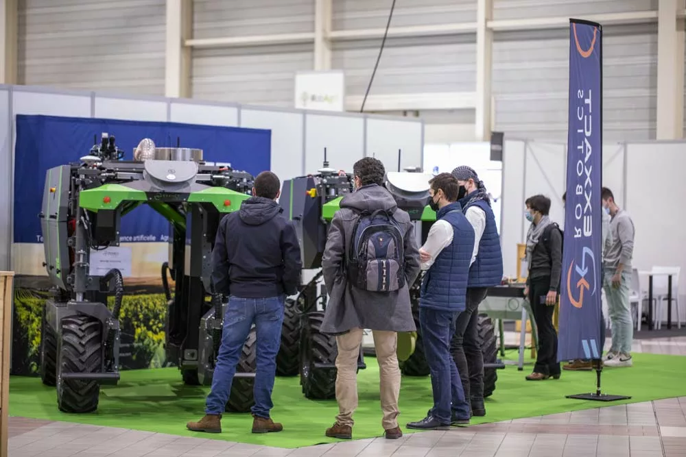  - Illustration 25 robots défileront au champ au Fira 2023