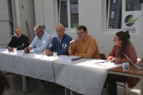 Les intervenants lors de la journée irrigation au Caté