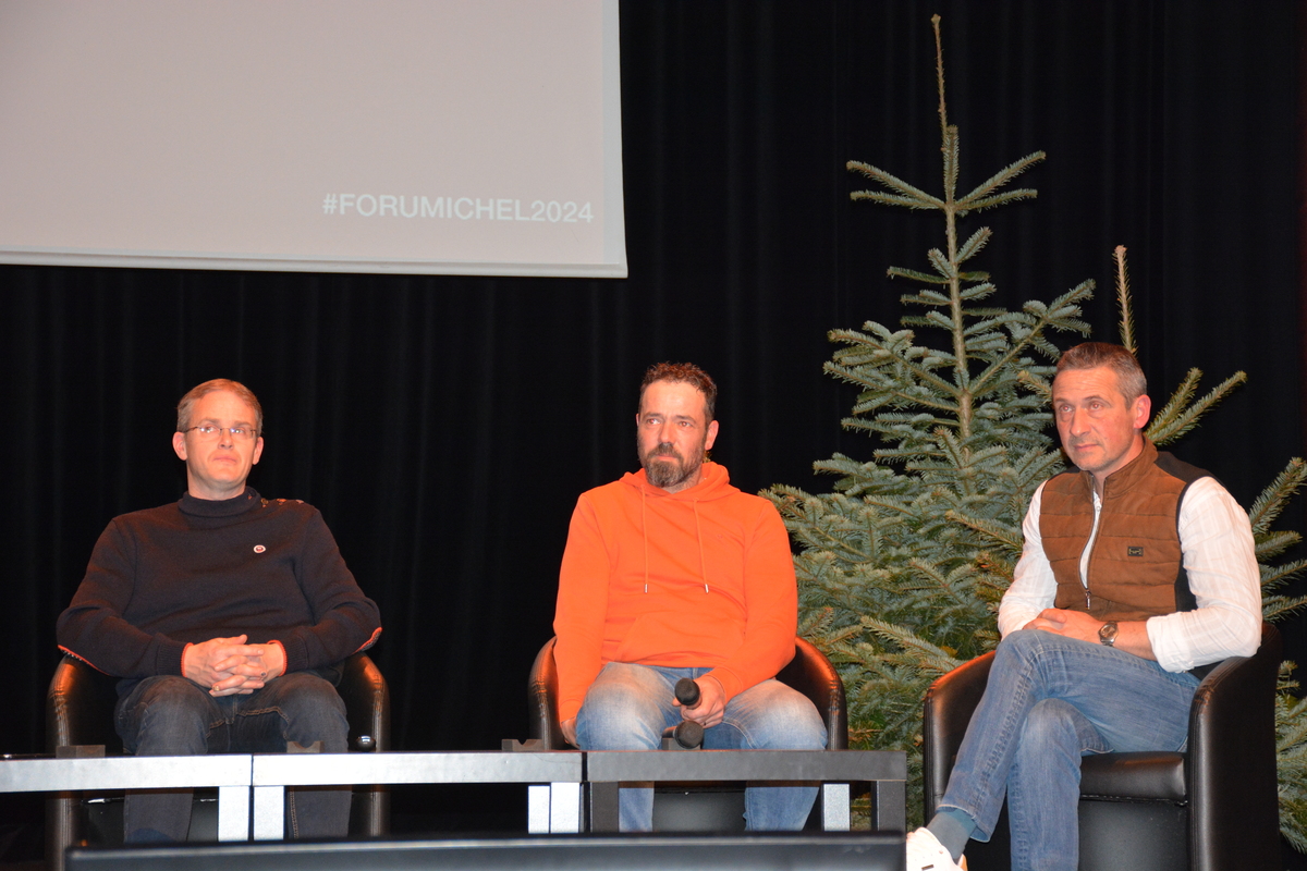 table ronde forum Michel - Illustration Prendre un tournant à 40 ans