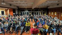 Un public nombreux lors du meeting de campagne de la Confédération paysanne des Côtes d'Armor