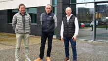 Les élus devant la Chambre d'agriculture à Rennes