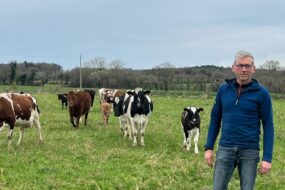 Jean-François Bréhaut, éleveur laitier en système herbager et cultivateur de blé