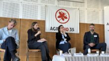 Des intervenants à une tribune Agribio 35