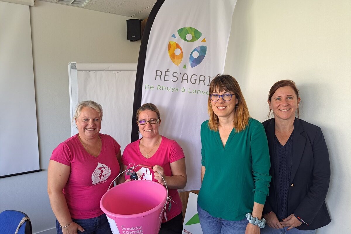 4 femmes - Illustration Res&rsquo;Agri de Rhuys à Lanvaux dans la lutte contre le cancer