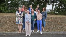 Un groupe de femmes.