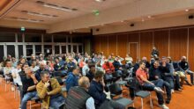 Une assemblée lors d'une réunion