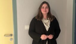 Une jeune femme