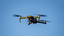 drone dans le ciel