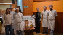 Groupe de cuisiniers de restauration collective