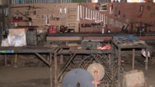 Des outils dans un atelier